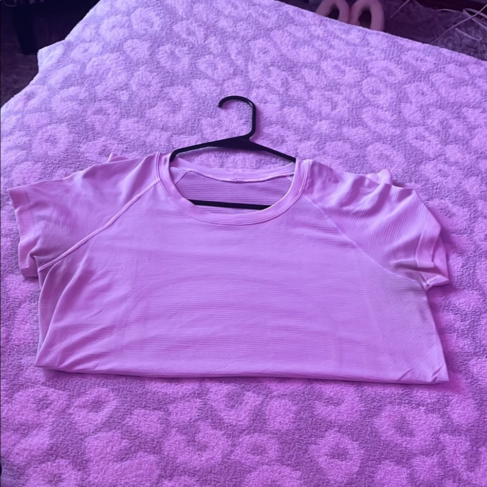 Lululemon swiftly tech short sleeve